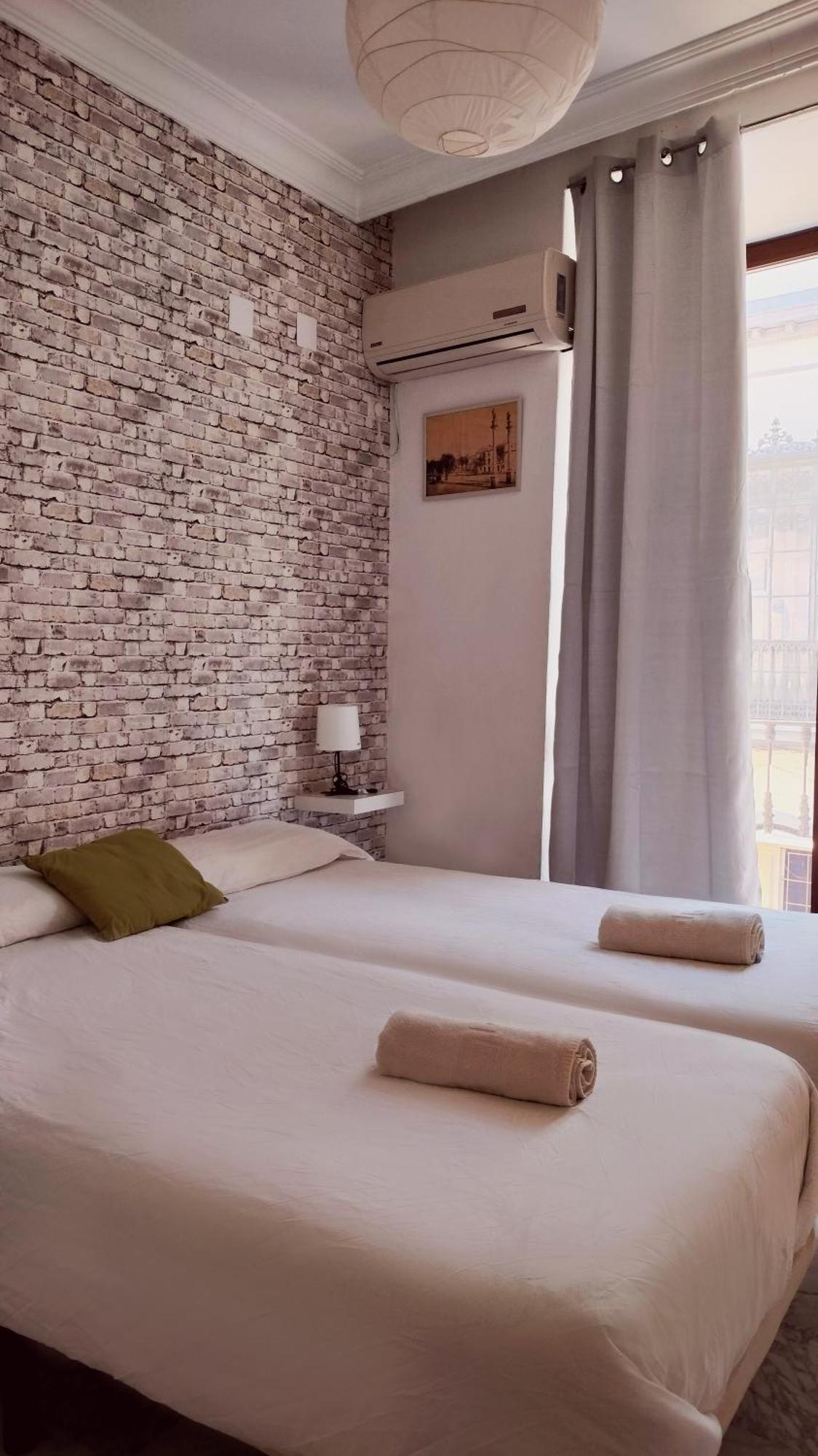 Apartamento En Sevilla Centro Con Vistas A La Plaza Alameda De Hercules - Hasta 7 Personas Buitenkant foto